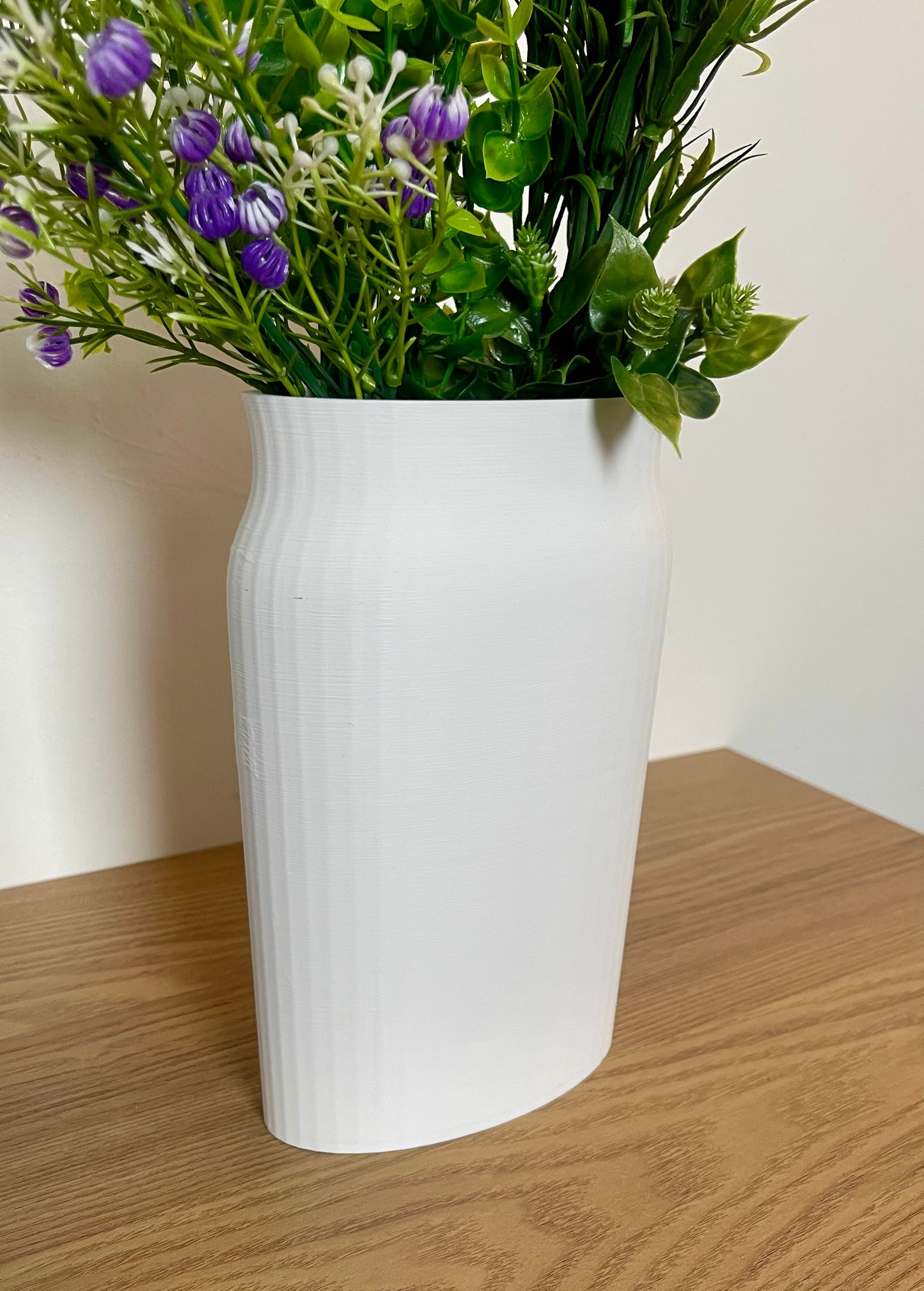 Contemporary 3D Printed Vase – Sleek Modern Design for Faux Flowers – Decorative Minimalist Home & Desk Ornament – Flared Lip Scandi Vase