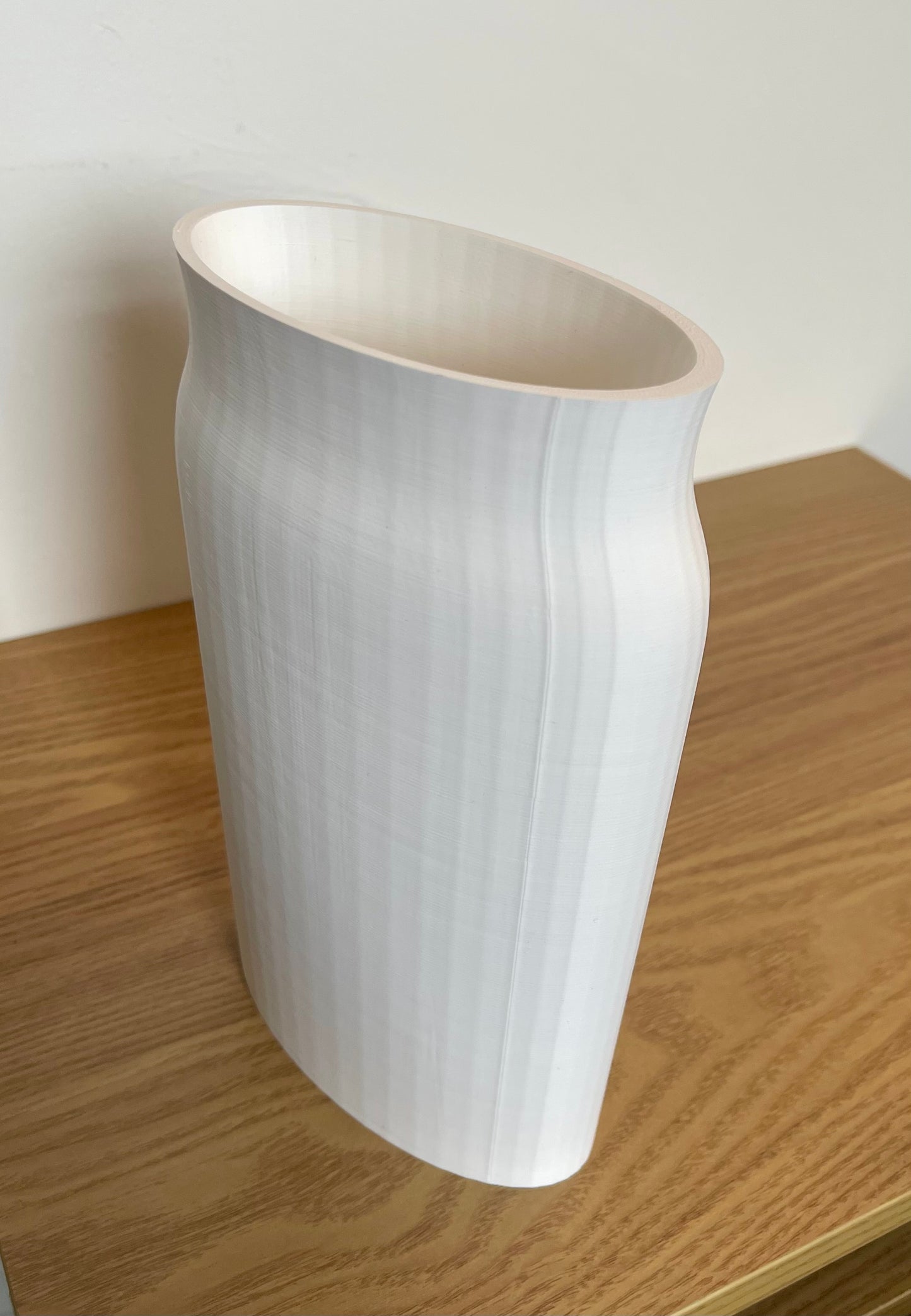 Contemporary 3D Printed Vase – Sleek Modern Design for Faux Flowers – Decorative Minimalist Home & Desk Ornament – Flared Lip Scandi Vase