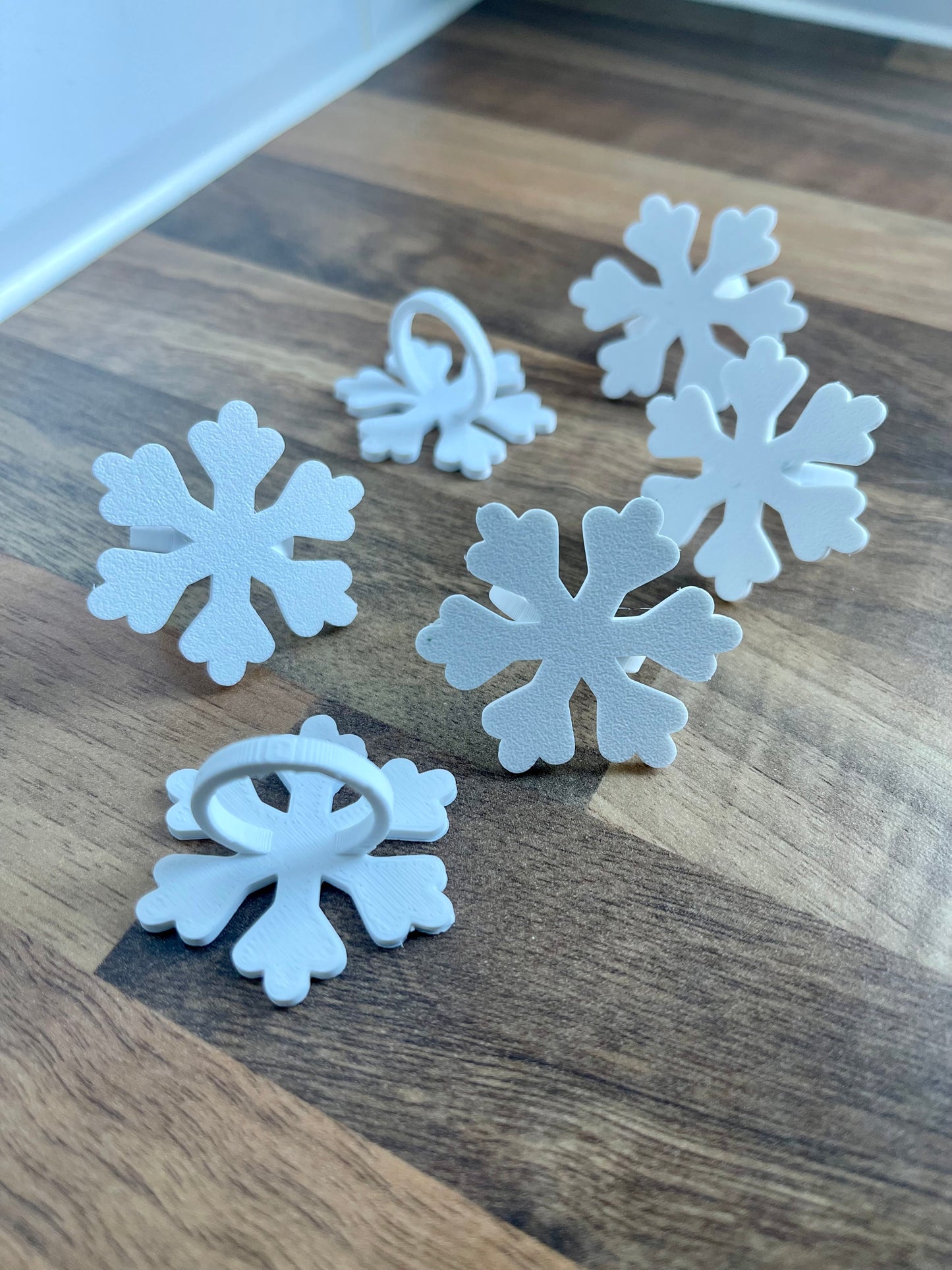 Snowflake Napkin Rings | Christmas Table Decor | Festive Napkin Holders in Multiple Colours | Sets of 4, 6, 8, 12