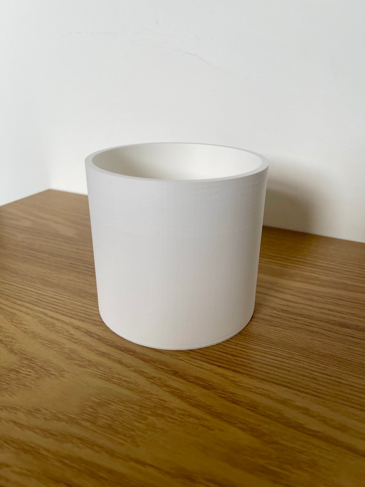 Modern 3D Printed Plant Pot with Interchangeable Sleeve, Custom Colour Indoor Planter, Modern Home Decor, Drip Tray Access, Succulent Pots