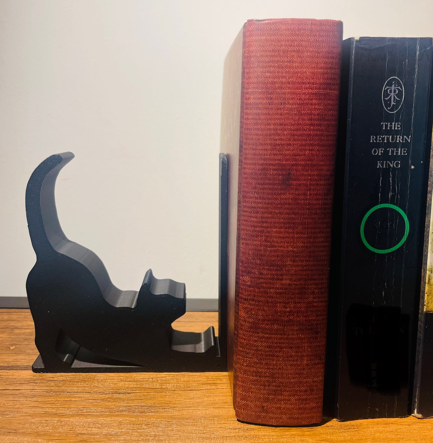 Cute Cat Bookends | Feline Decorations | Desk Bookends | Animal Bookend | 3D Print Bookends | Shelf Decorator | Cat Adorer | Book Gifts