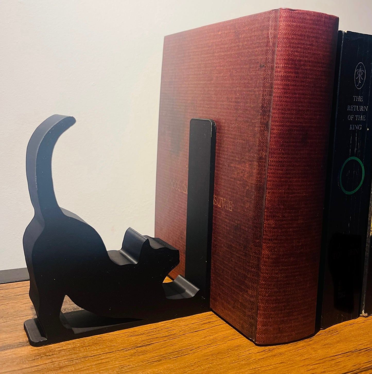 Cute Cat Bookends | Feline Decorations | Desk Bookends | Animal Bookend | 3D Print Bookends | Shelf Decorator | Cat Adorer | Book Gifts