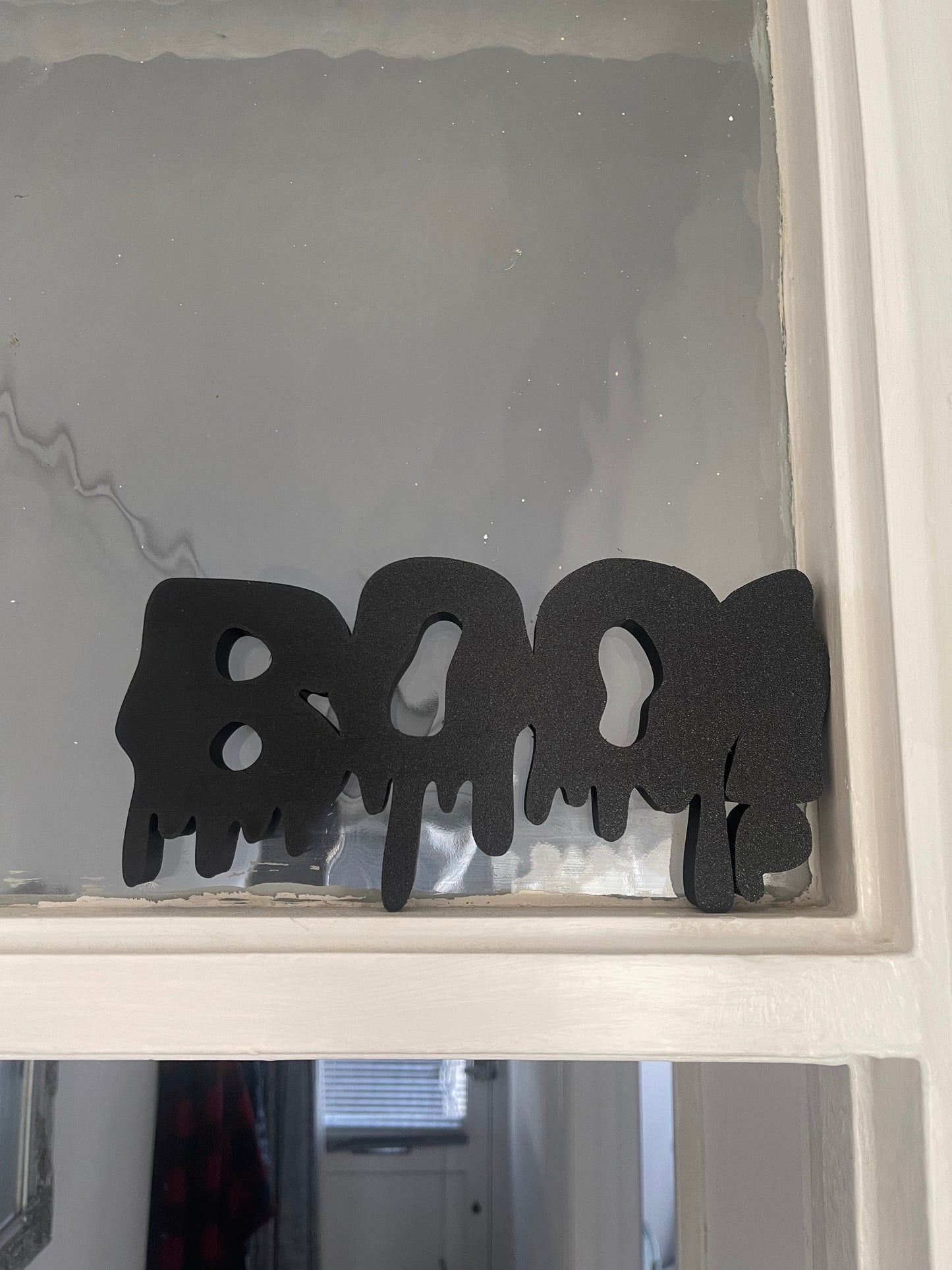 Spooky BOO Sign – Halloween Home Decor, 3D Printed Dripping Letters Ornament, Spooky Party Prop, Scary Text Stand, Kids Party Ornament
