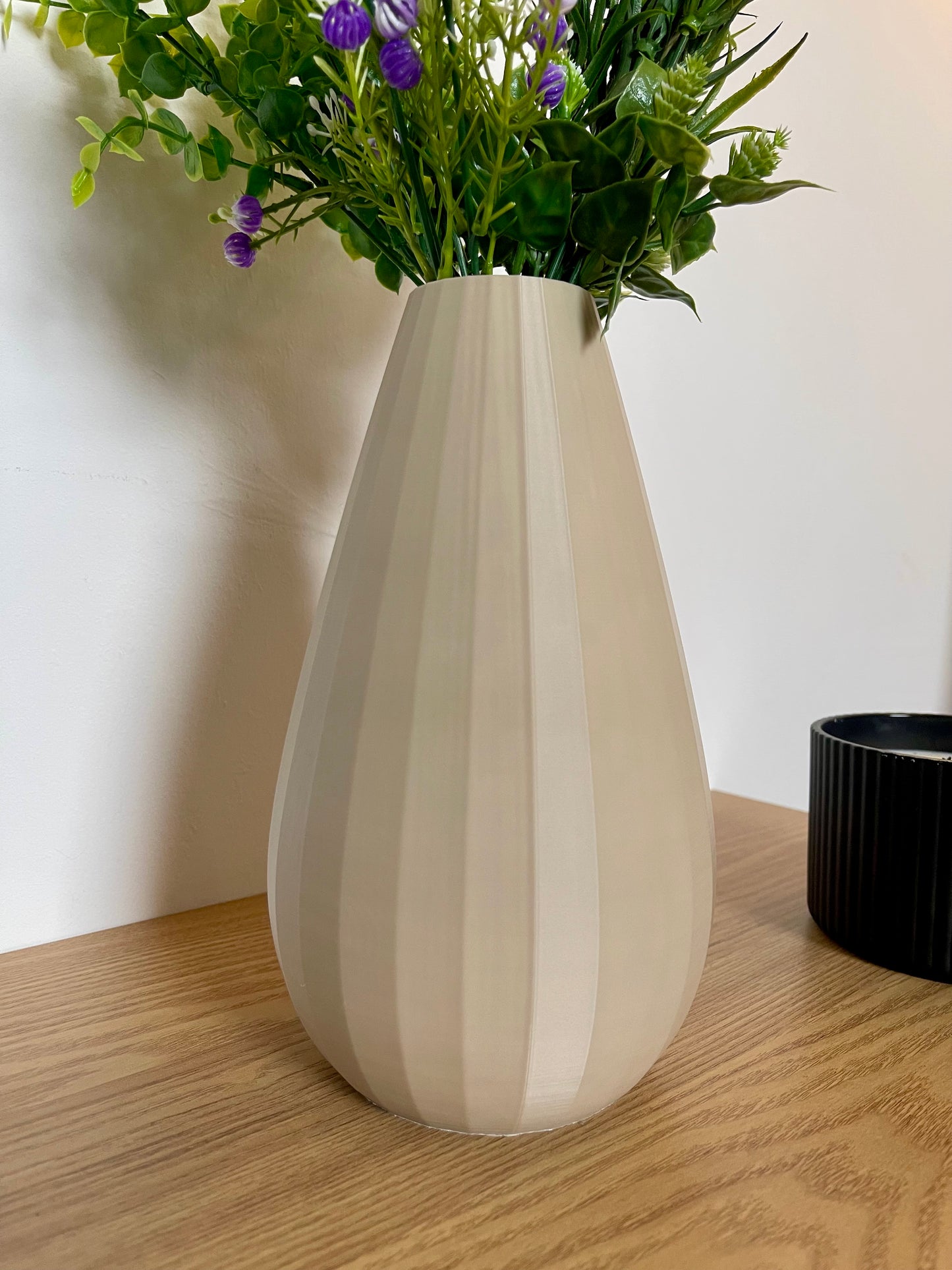 Unique 3D Printed Vase – Elegant Minimal Home Decoration – Tall Faux Flower Holder – Modern Style, Made to Order – Contemporary Design Peice